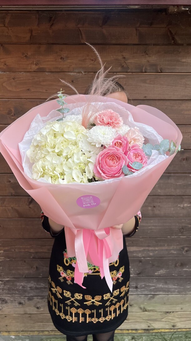 Букет цветов Мамуле за 3690₽ с доставкой в Дзержинске от Pink Flo на Flawery
