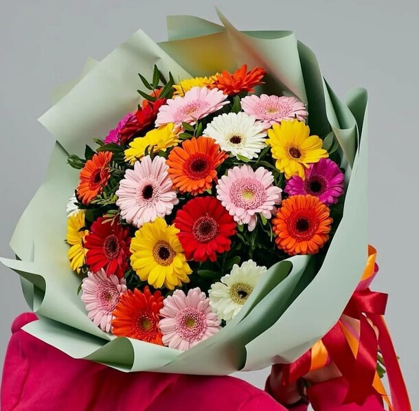 Букет цветов Осенняя пора за 11691₽ с доставкой в Москве от FLOWER BASE на Flawery