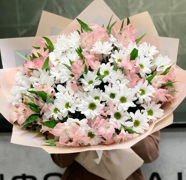 Букет цветов Сансара за 11338₽ с доставкой в Москве от FLOWER BASE на Flawery