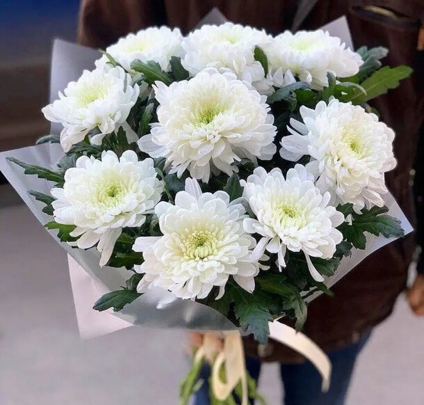 Букет цветов Снежинка за 8682₽ с доставкой в Москве от FLOWER BASE на Flawery
