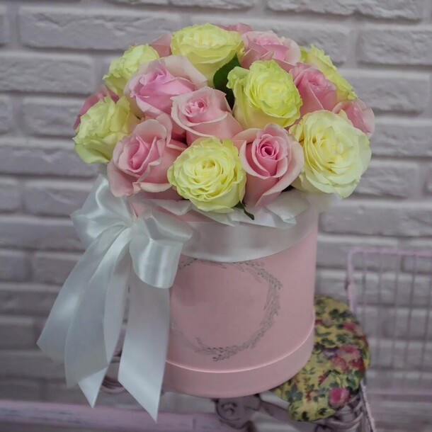 Букет цветов Розали за 8184₽ с доставкой в Москве от FLOWER BASE на Flawery