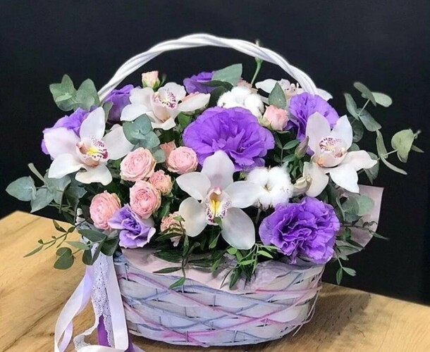 Букет цветов Лаванда за 13996₽ с доставкой в Москве от FLOWER BASE на Flawery