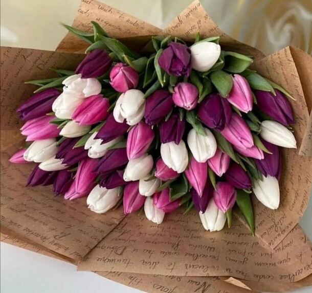 Букет цветов Настроение за 17361₽ с доставкой в Москве от FLOWER BASE на Flawery