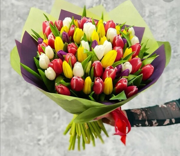 Букет цветов Милым за 24093₽ с доставкой в Москве от FLOWER BASE на Flawery
