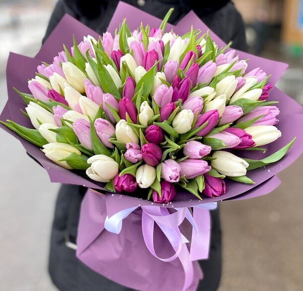 Букет цветов Взрывной характер за 22020₽ с доставкой в Москве от FLOWER BASE на Flawery