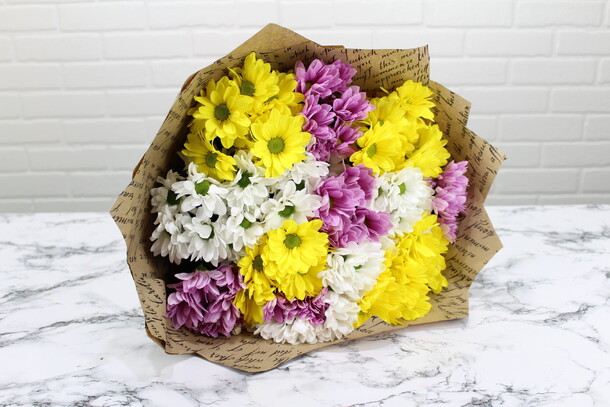Букет из 15 хризантем за 4400₽ с доставкой в Москве от FlowerPatio Цветочный патио на Flawery
