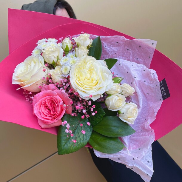 Комплимент🌺, артикул F1105819 - 1900 рублей, доставка по городу. Flawery - доставка цветов