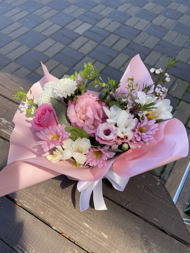 Композиция🌸, артикул F1347645 - 1990 рублей, доставка по городу. Flawery - доставка цветов