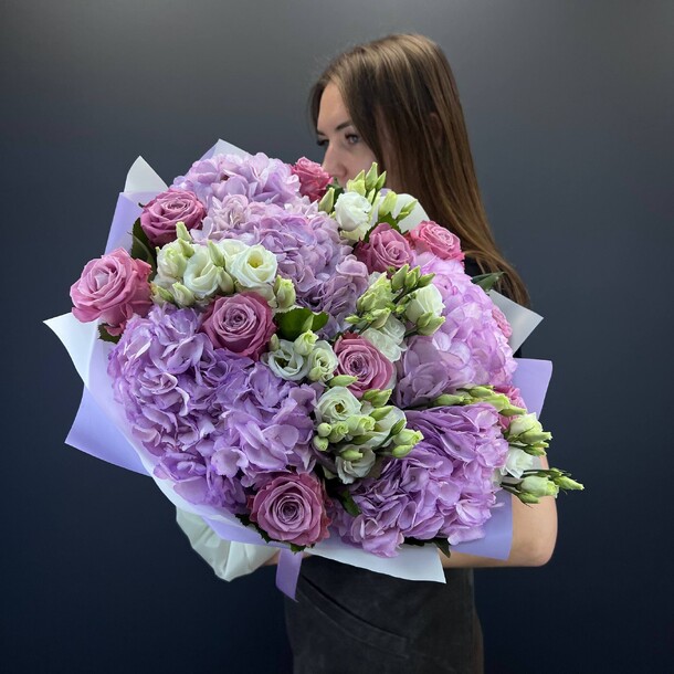 Букет дня за 8900₽ с доставкой в Москве от "Цветы Сегодня" - FlowersToday на Flawery