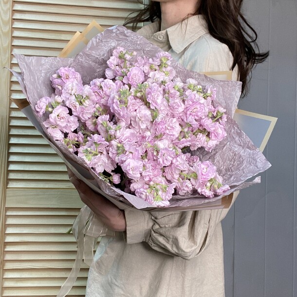 Букет ароматной  маттиолы 15шт за 14712₽ с доставкой в Москве от Ver. Flowers на Flawery