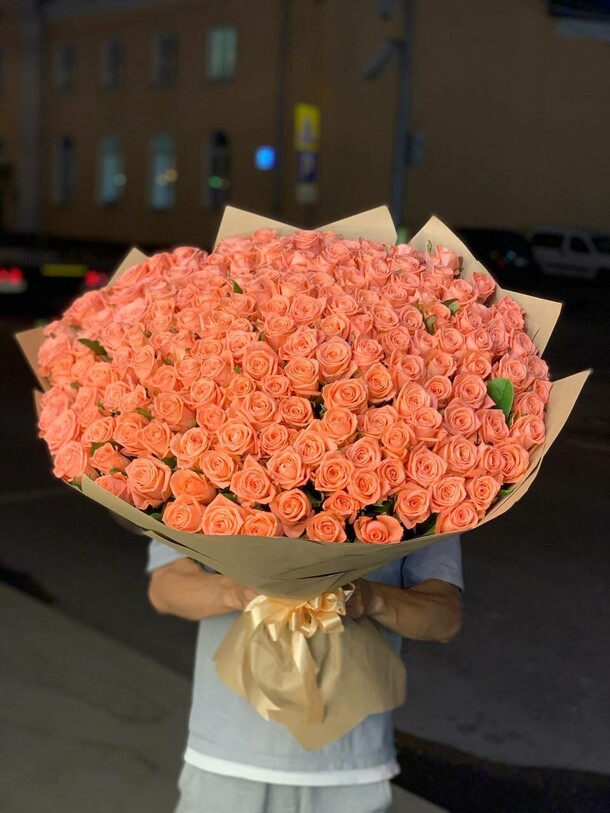 Букет цветов Розы солнце ☀️ за 64756₽ с доставкой в Москве от Little Verginia на Flawery