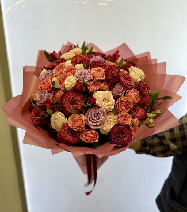 Букет “elegance “ за 11582₽ с доставкой в Москве от FlorMarket.RU-Флормаркет.РФ на Flawery