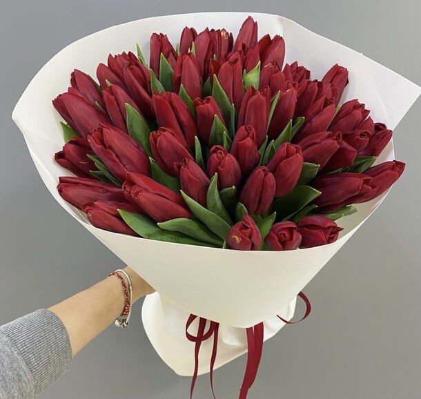 Букет цветов Мальва за 36347₽ с доставкой в Москве от Цветочки на Flawery