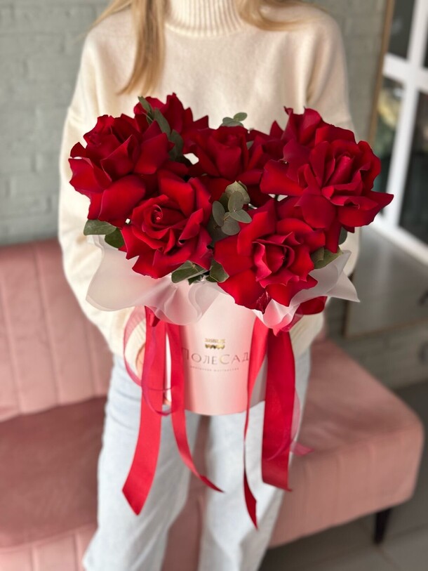 Букет цветов Вывернутые красные розы 🌸 за 3750₽ с доставкой в Москве от ПолеСад на Flawery