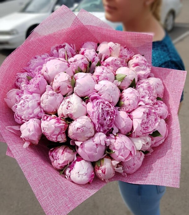 Букет цветов Розовое утро. за 32669₽ с доставкой в Москве от Rozamir на Flawery