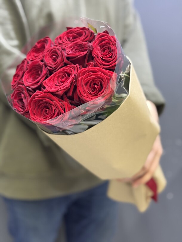 Букет из 11 розы 🌹♥️♥️♥️ знак внимание ‼️, артикул F1486851 - 1999 рублей, доставка по городу. Flawery - доставка цветов