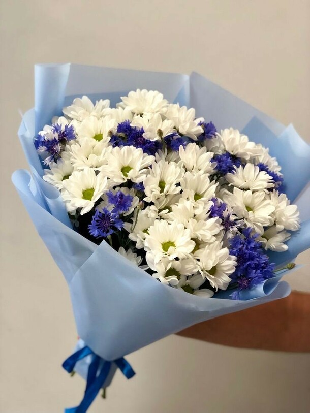 Букет цветов Микс 💐 за 4490₽ с доставкой в Москве от 101РОЗА на Flawery