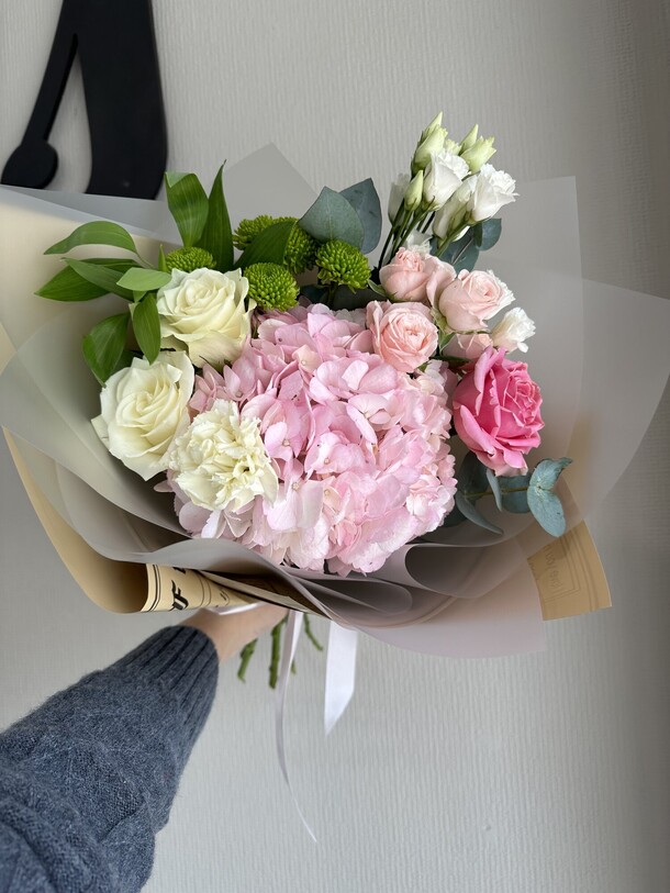 Букет цветов Яркое настроение за 5311₽ с доставкой в Москве от Bellis Flowers на Flawery