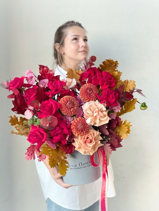 Букет цветов Осенняя композиция за 7900₽ с доставкой в Москве от Eva Flowers на Flawery