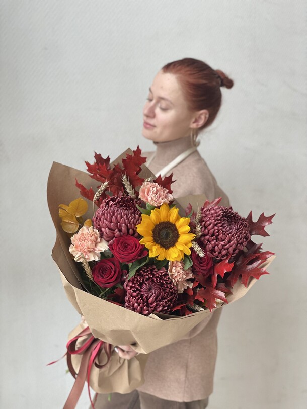 Букет цветов Осень 2026нр за 6790₽ с доставкой в Москве от Eva Flowers на Flawery