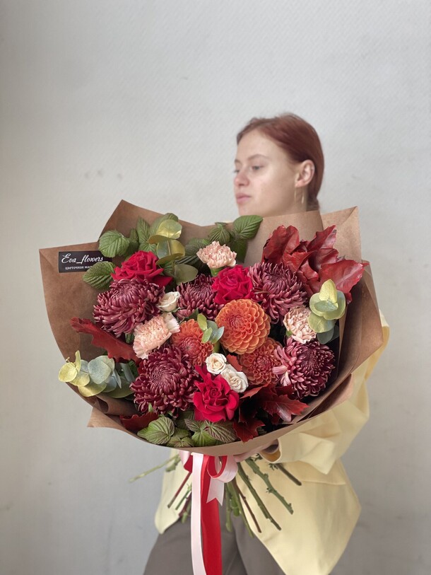 Букет в осеннем настроении за 7300₽ с доставкой в Москве от Eva Flowers на Flawery
