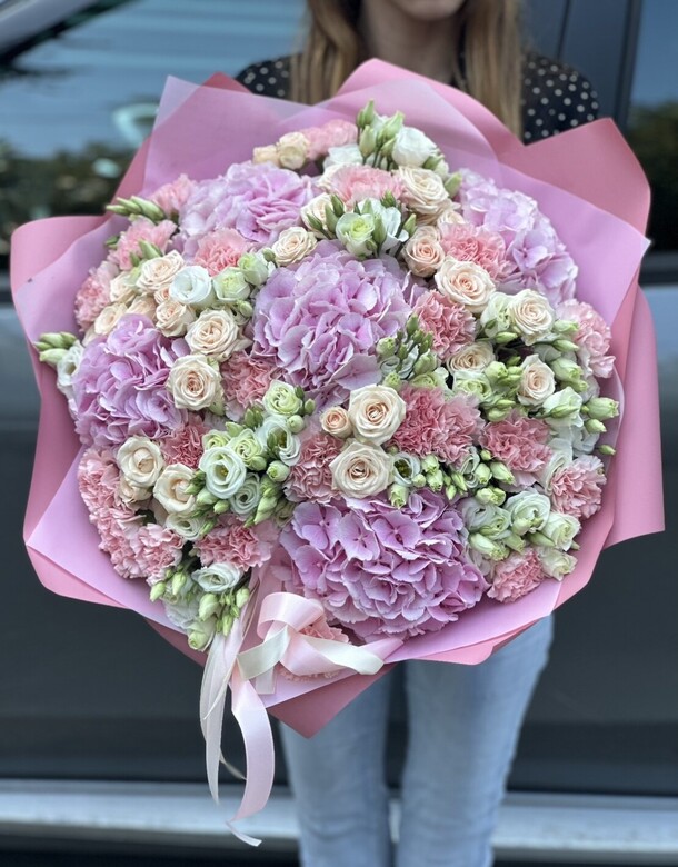 Букет цветов Даная за 24420₽ с доставкой в Москве от Flowers Mafia на Flawery