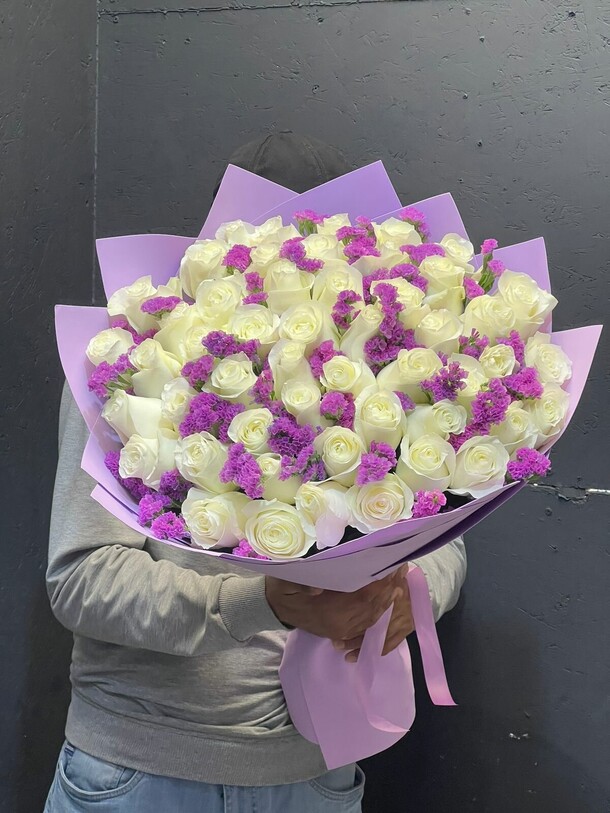 Букет цветов Эквадорская роза за 27499₽ с доставкой в Москве от Fashion Flowers на Flawery
