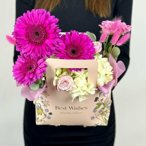 Малинка, артикул F1348921 - 5056 рублей, доставка по городу. Flawery - доставка цветов
