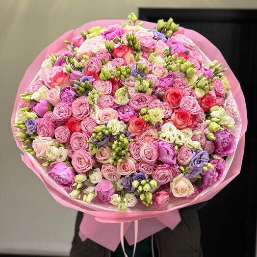 Букет цветов Сборный букет за 89740₽ с доставкой в Москве от LILI FLOWERS на Flawery