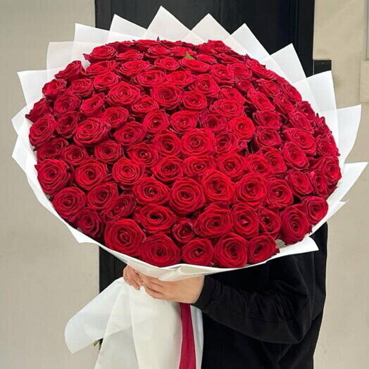Букет из 101 розы красной за 58527₽ с доставкой в Москве от LILI FLOWERS на Flawery