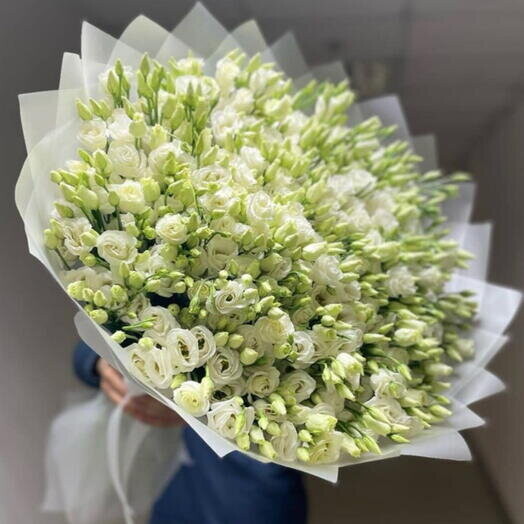 Букет из белой эустомой за 62727₽ с доставкой в Москве от LILI FLOWERS на Flawery
