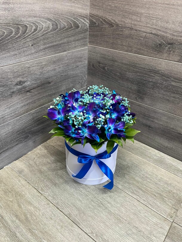 Букет цветов Космические орхидеи за 8847₽ с доставкой в Москве от GOLDEN ROSE на Flawery