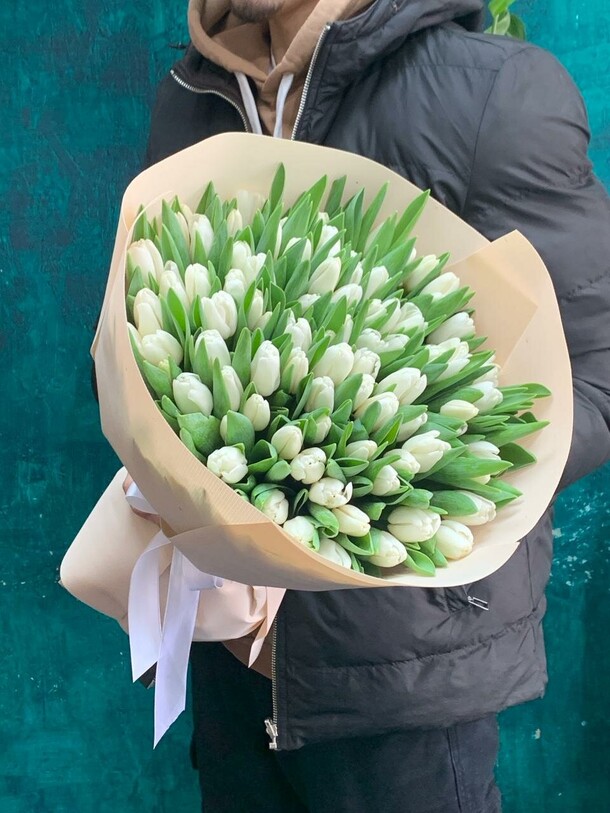 Букет цветов Тюльпаны белые за 31311₽ с доставкой в Москве от GOLDEN ROSE на Flawery