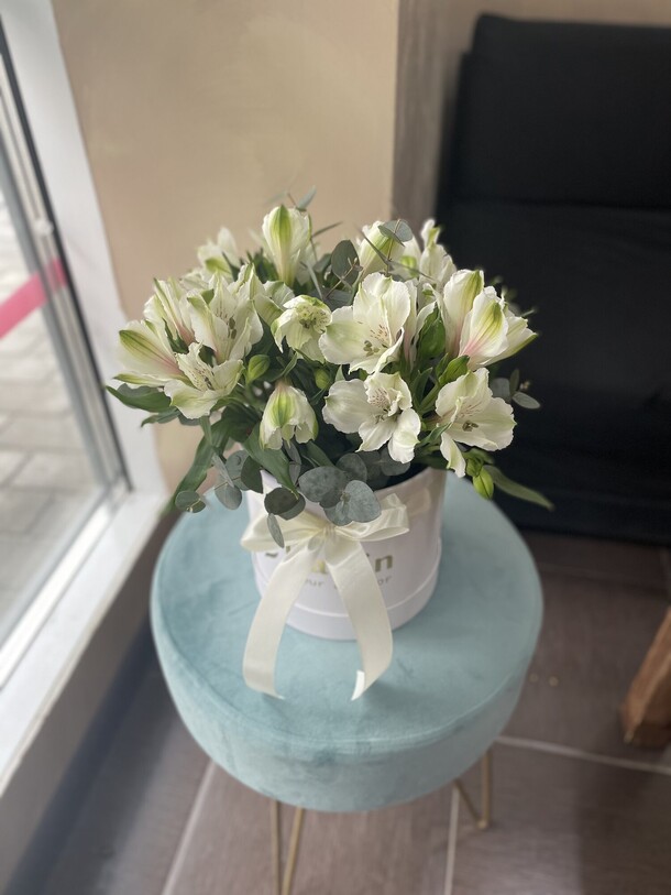 Букет цветов Стойкие альстромерии 🌸 за 3509₽ с доставкой в Москве от Салон цветов Катрин на Flawery