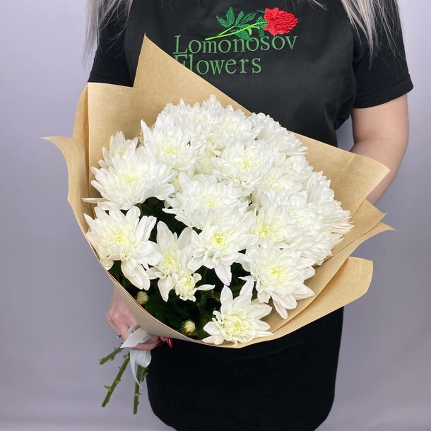 Букет из кустовых хризантем за 3690₽ с доставкой в Москве от Lomonosov Flowers на Flawery
