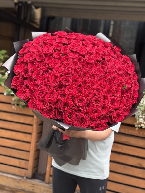 Букет цветов Красные розы 151 шт за 40000₽ с доставкой в Москве от ANADIA FLOWERS на Flawery