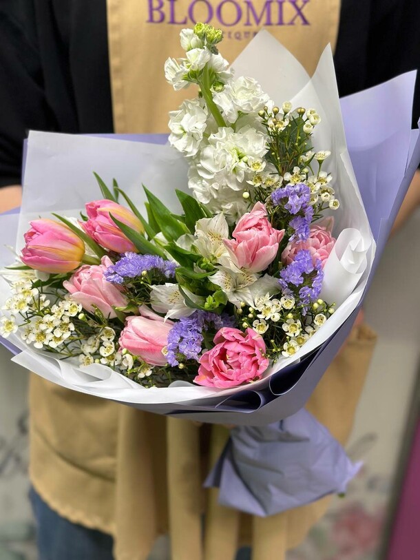 Букет цветов Аромат весны за 4560₽ с доставкой в Москве от Bloomix на Flawery