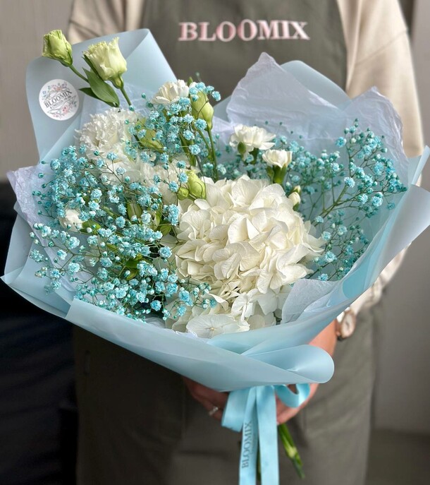 Букет цветов Облачко за 3620₽ с доставкой в Москве от Bloomix на Flawery