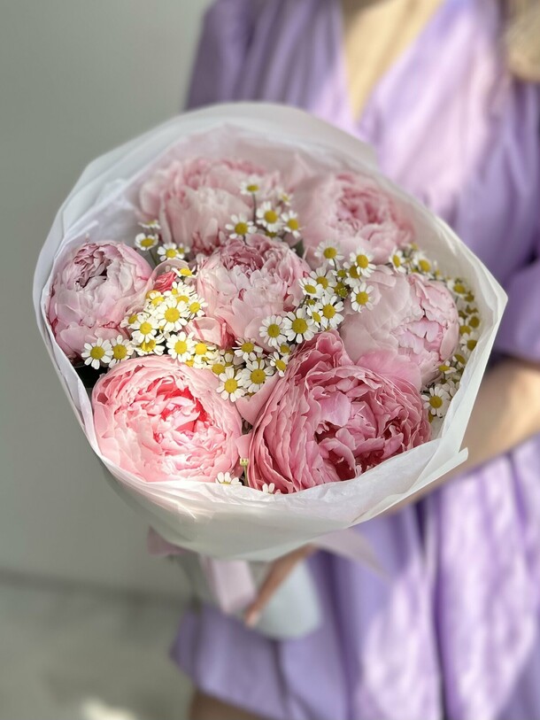 Пионы и ромашки 🌼, артикул F1285204 - 7690 рублей, доставка по городу ...