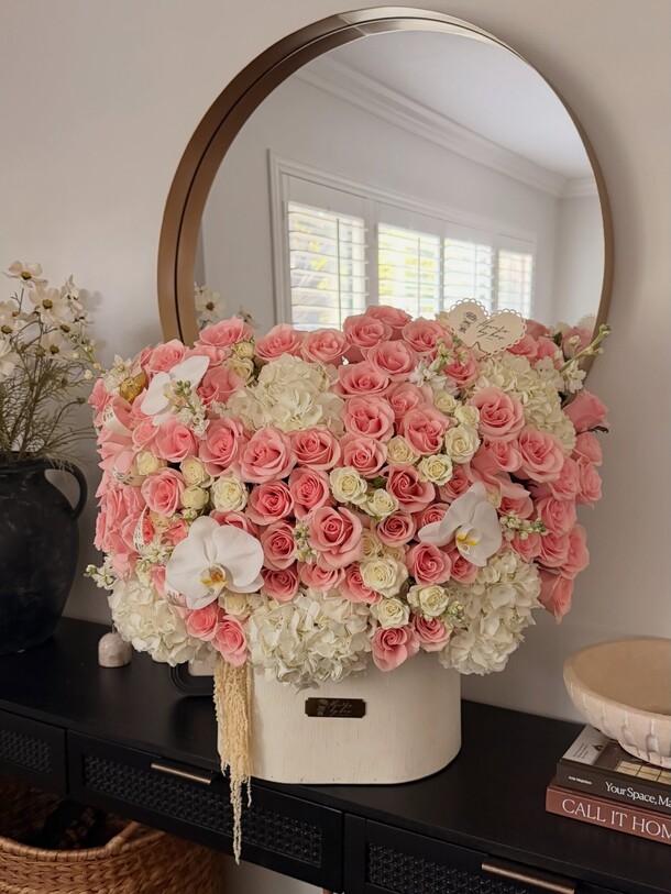 Букет цветов Шикарная композиция за 89500₽ с доставкой в Москве от Adorable flowers на Flawery