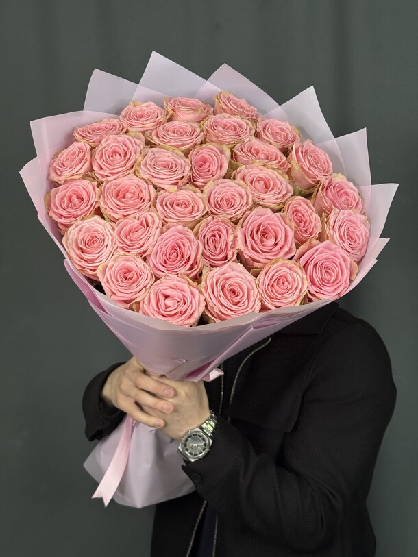 Букет из 29 роз «нежность» 🌸 за 6540₽ с доставкой в Москве от Ателье Цветов на Flawery