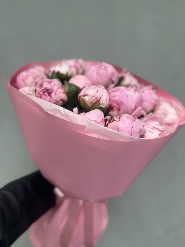 Пионы 🌸, артикул F1422443 - 10364 рублей, доставка по городу. Flawery - доставка цветов