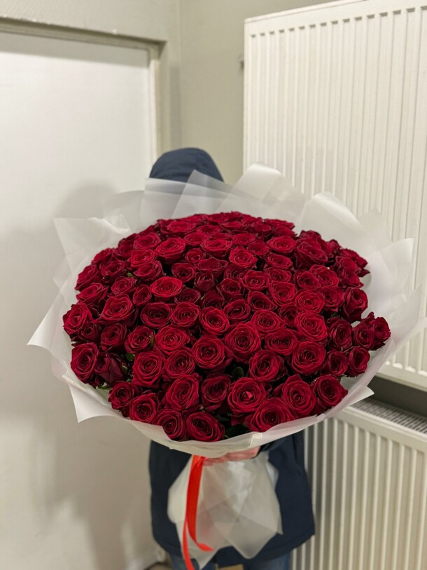 Букет цветов Розы мечты за 27900₽ с доставкой в Москве от FLORICA на Flawery