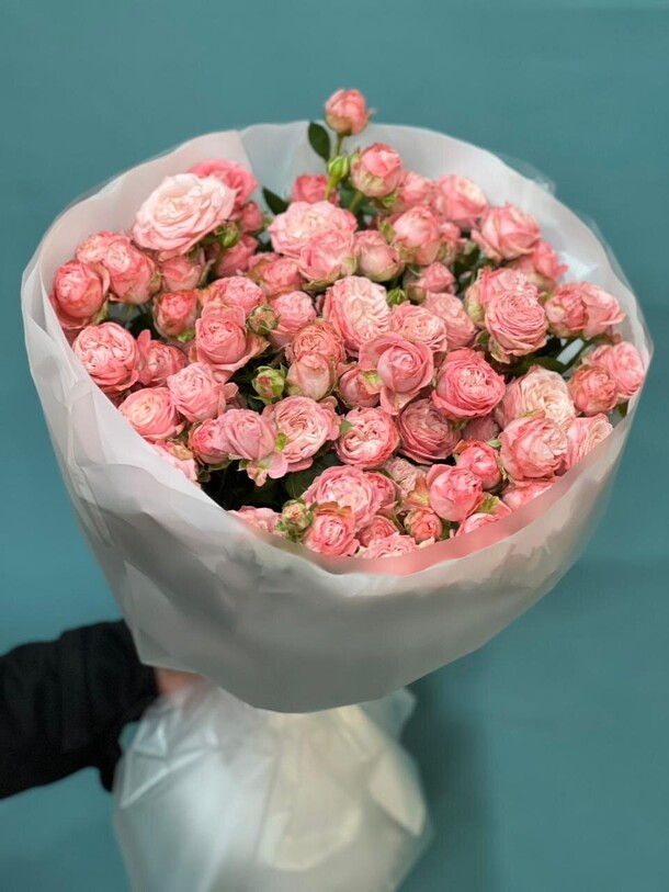 Букет из кустовых роз модам бомьастик 😍 за 14990₽ с доставкой в Москве от FLORAPARADISE.BM на Flawery