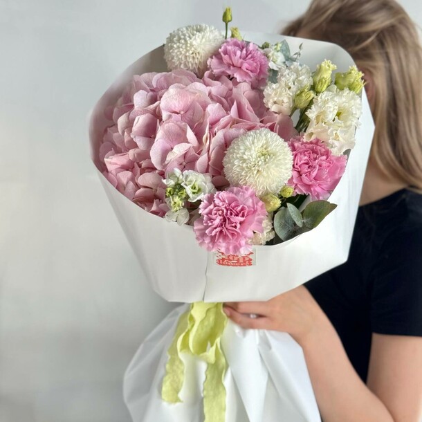 Букет back to school, артикул F1458402 - 4690 рублей, доставка по городу. Flawery - доставка цветов