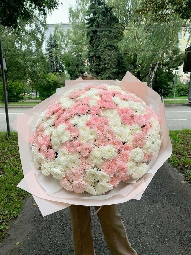 Букет гигант за 40676₽ с доставкой в Москве от ДЕКОР на Flawery