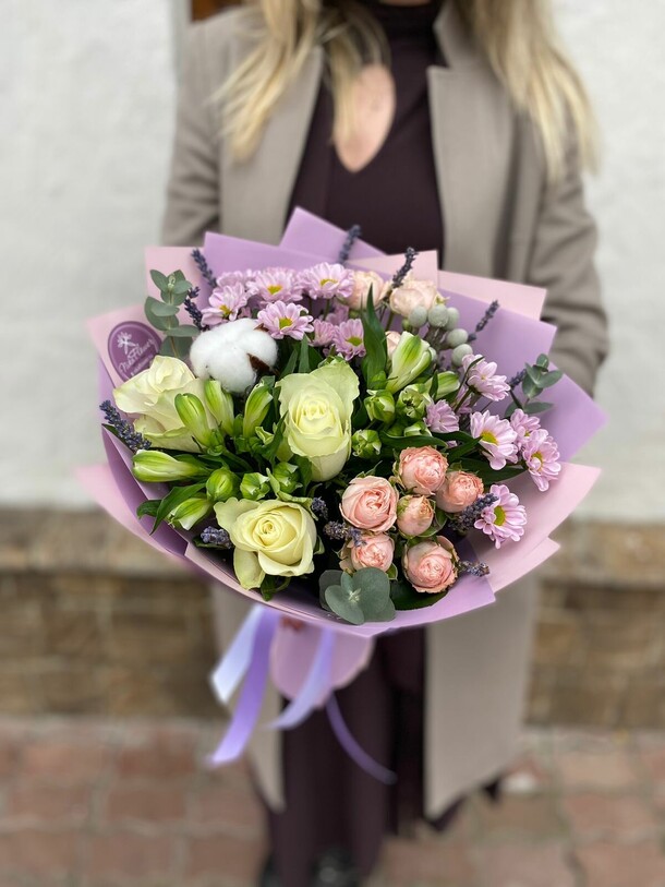 Букет сияние звёзд за 3450₽ с доставкой в Москве от NikaFlower ЦВЕТЫ & шары на Flawery