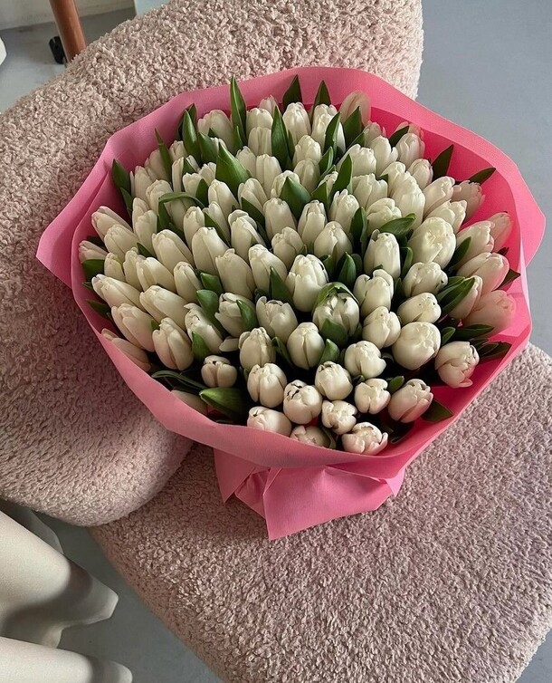 Букет из 101 белого тюльпана за 35649₽ с доставкой в Москве от Red Rose на Flawery