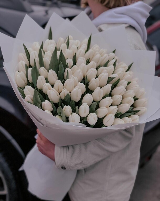 Букет цветов Тюльпан 🌷 за 26620₽ с доставкой в Москве от ROZADAR на Flawery