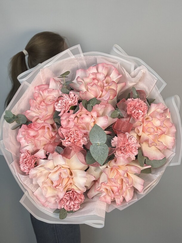 Букет цветов Pink paradise за 4550₽ с доставкой в Москве от JustFlor на Flawery